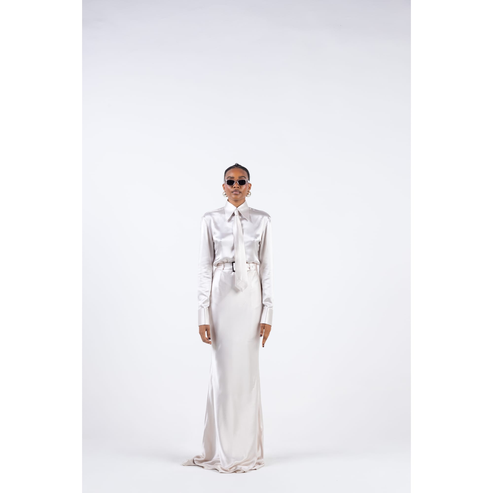 BIEGE SILK SHIRT AND SKIRT